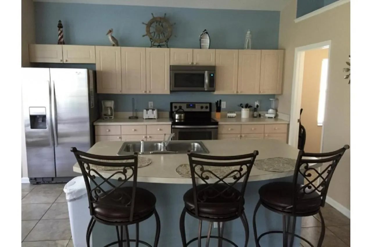 Three-Bedroom Pool Home Davenport location